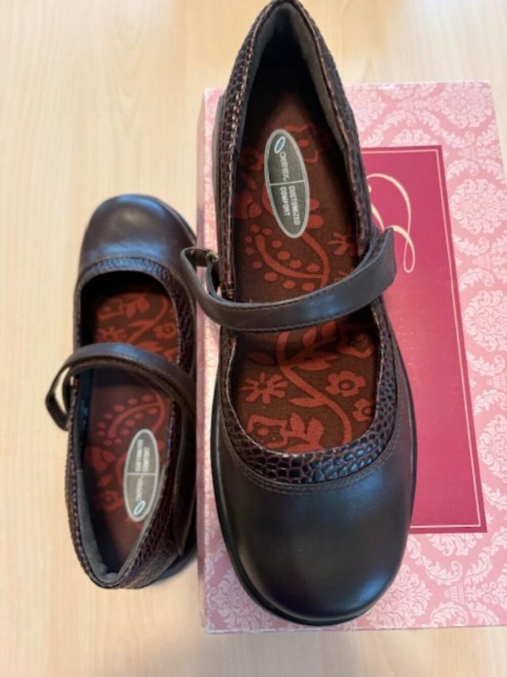 Women's Aetrex Mary Jane Julia Shoes Leather Upper Dark Brown Size 6.5 Wide New - Picture 8 of 9